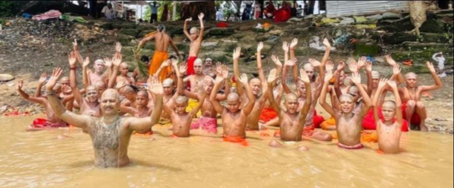 A ritual honoring the sage was performed at the Maharshi Bhrigu Vedic Gurukulam.
