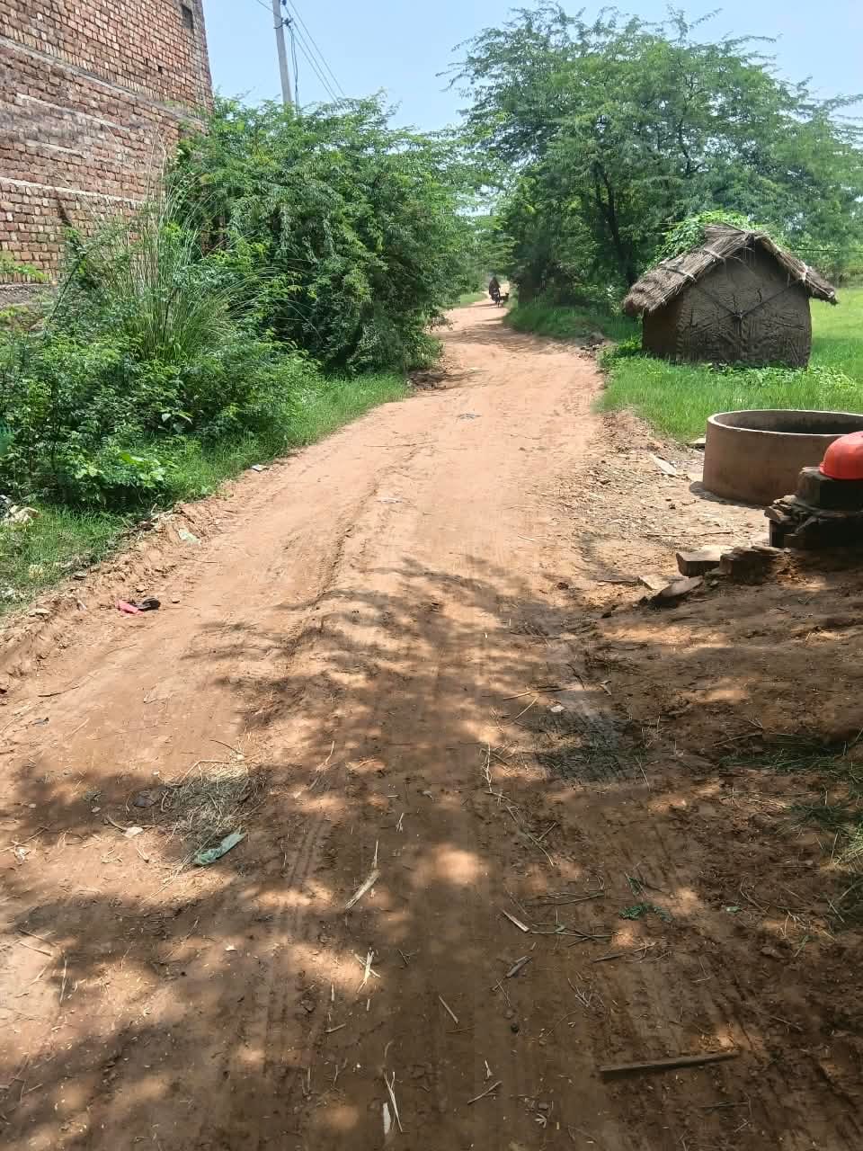 6-kilometer stretch in shambles amidst claims of development
