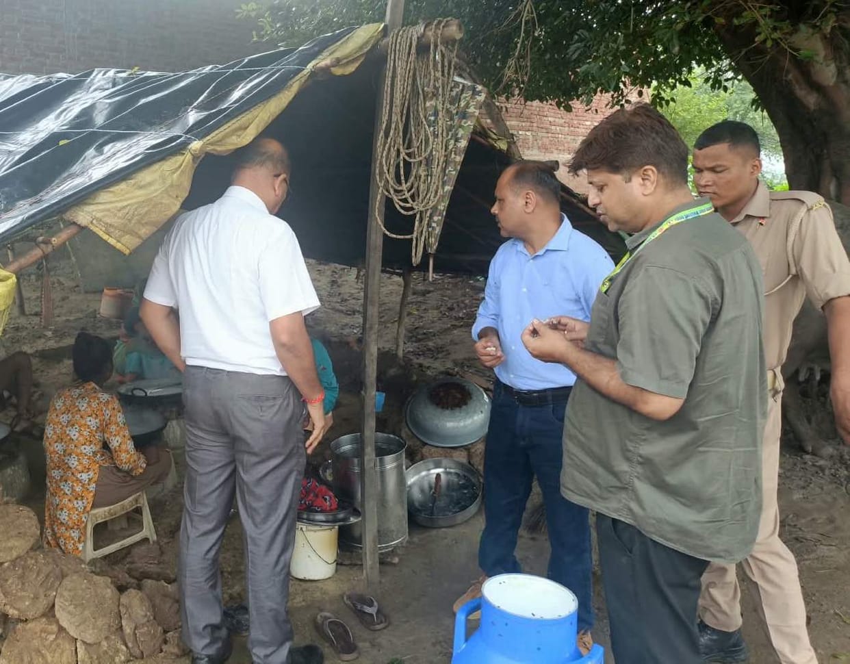 Milk was being prepared by mixing chemicals and detergent; case registered.