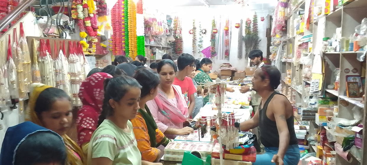 Bustle in the market ahead of Raksha Bandhan.