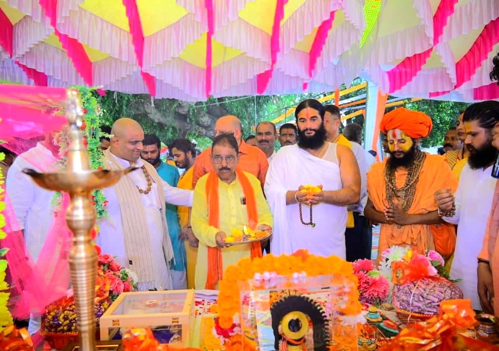 Elder sister Shanta sent a Rakhi for Ram Lalla