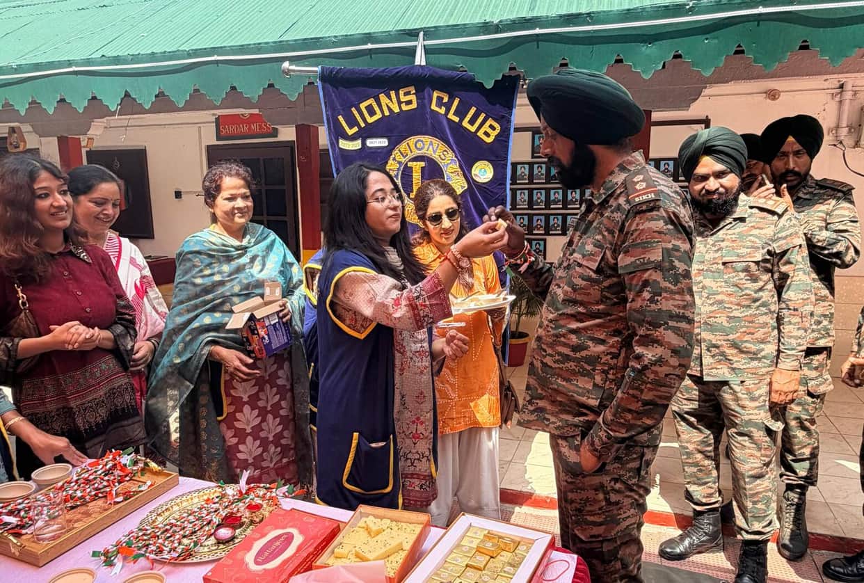 Rakhis in the colors of the Tricolour were tied on the soldiers' wrists.