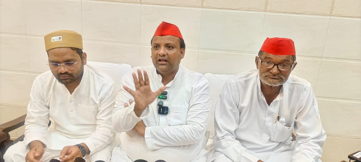 Accusation of filing a lawsuit to halt the PDA yatra.