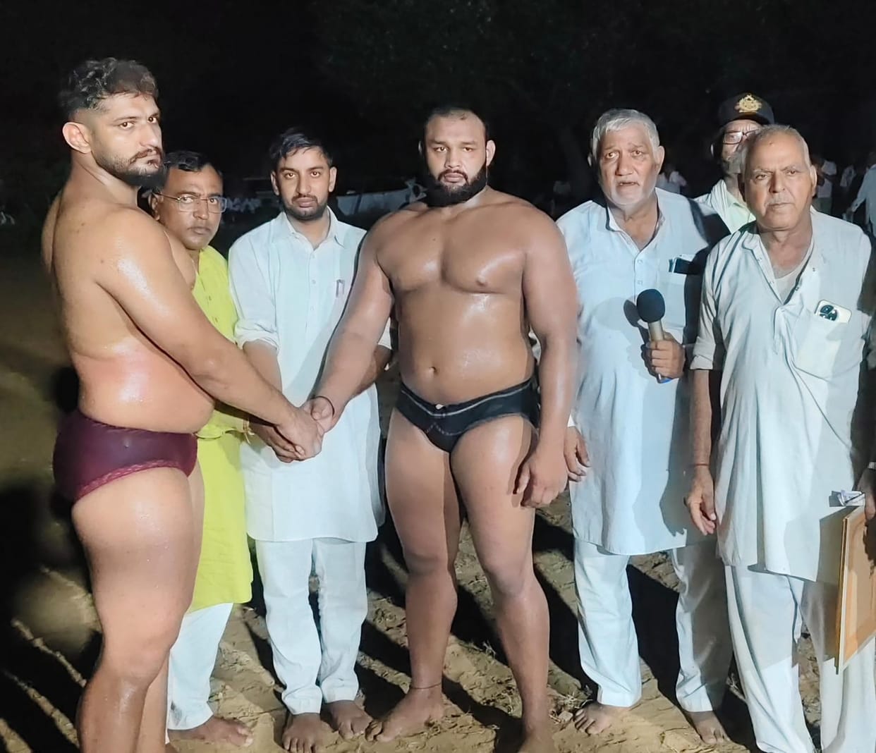 Ashish and Wazir's wrestling match ended in a draw.