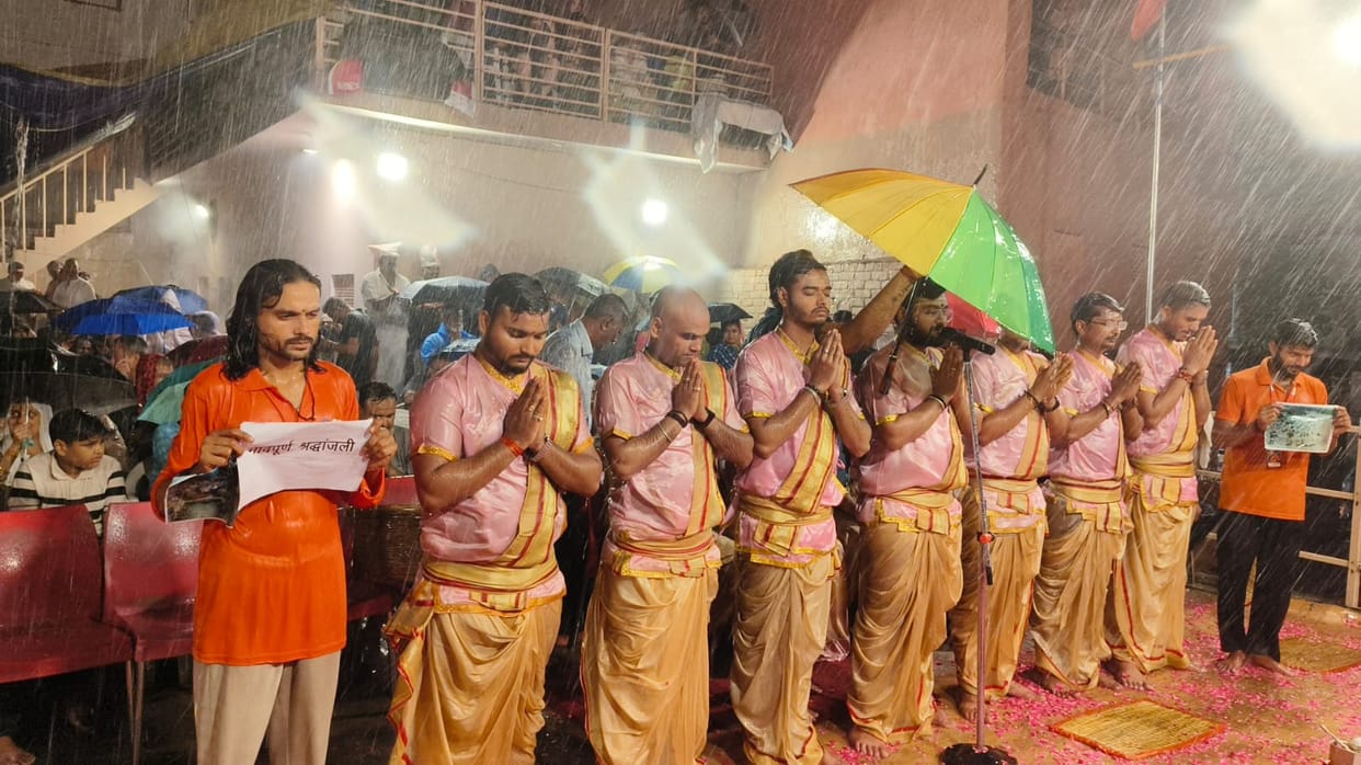 Special Ganga Aarti at Dashashwamedh Ghat, praying for the safety of flood victims