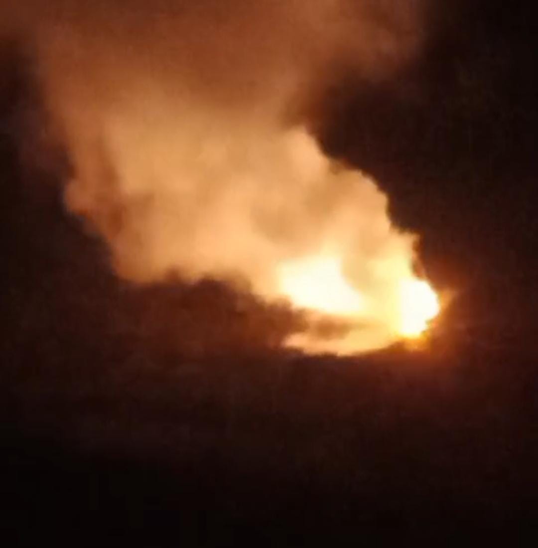 High-tension line snaps; 50 villages remain in the dark for nine hours.