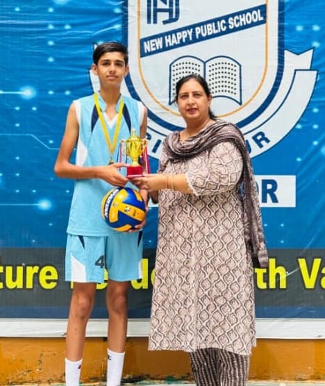 Bhavneet secures third place in the state in volleyball