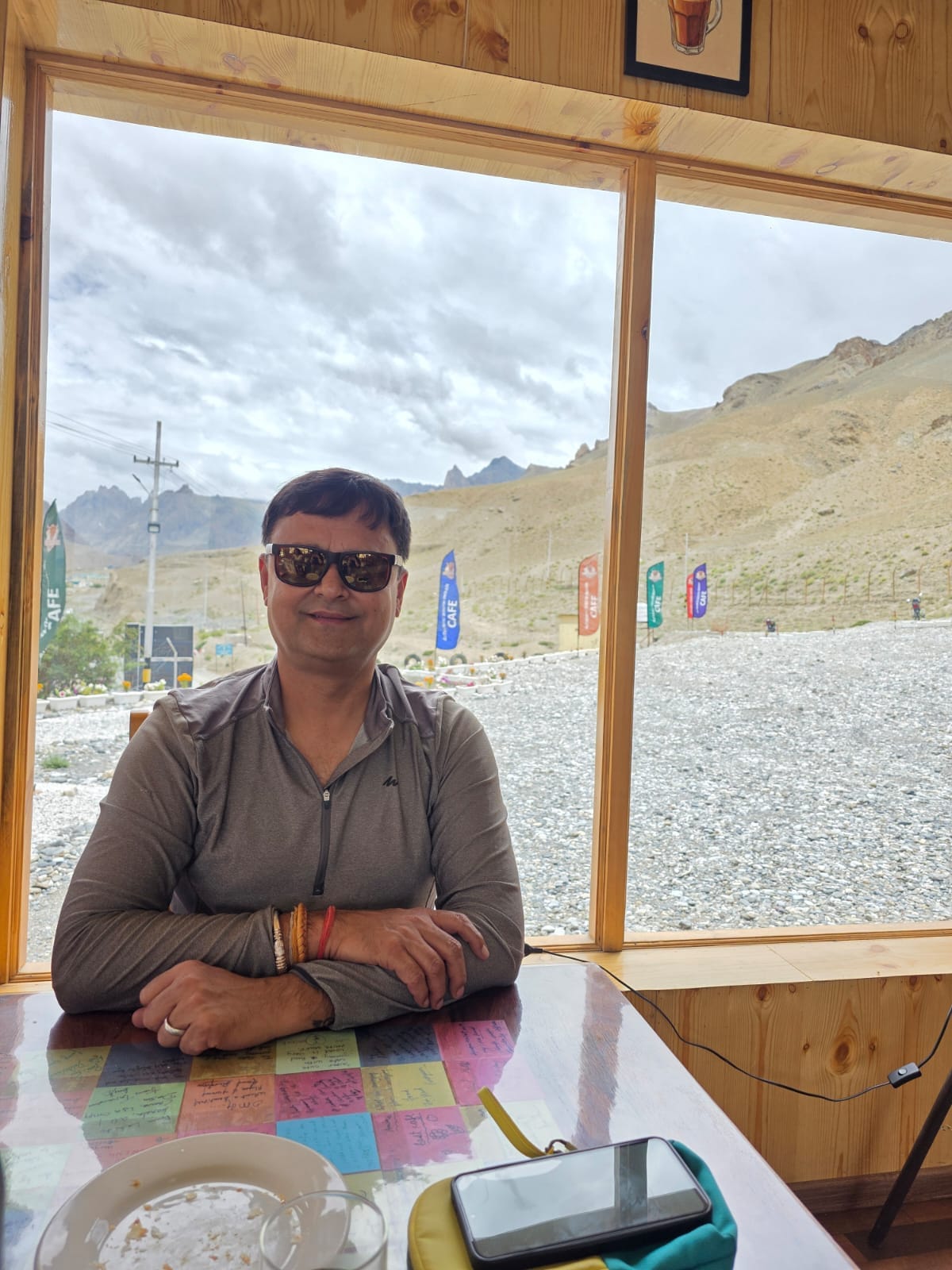 Vivek Lakhanpal appointed Divisional Manager.