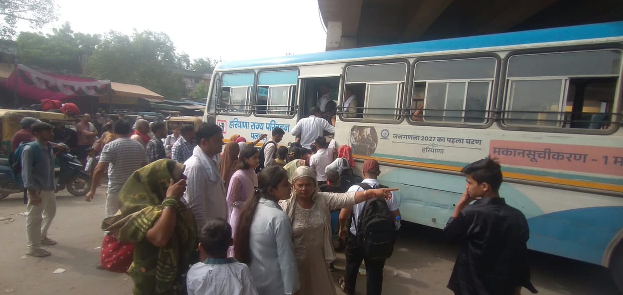 Travelers left helpless on Raksha Bandhan