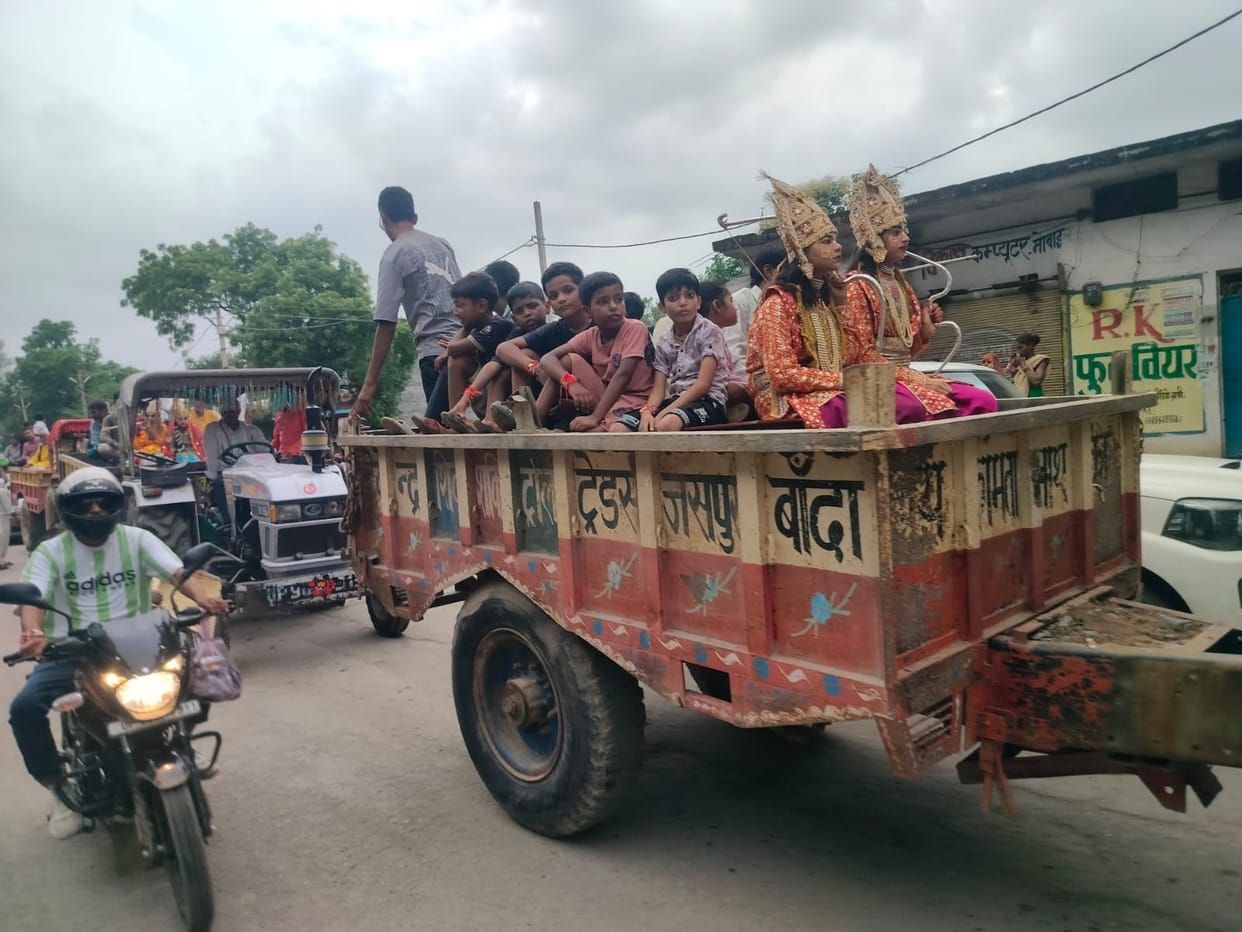Rakhi tied a day later in Jaspura, enthusiasm in the fair