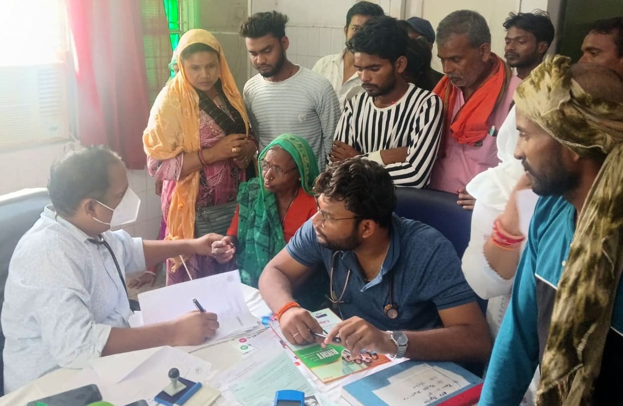 Innocent child dies of fever; ten patients admitted to the ward in 24 hours