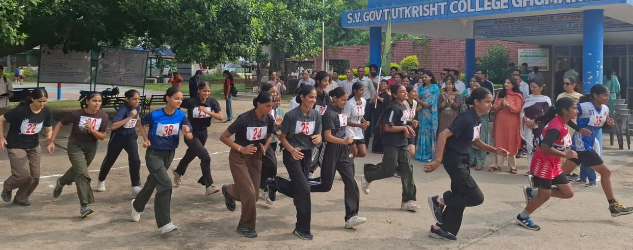 Priyanka and Anshul secured the first position in the cross-country race.Priyanka and Anshul secured the first position in the cross-country race.