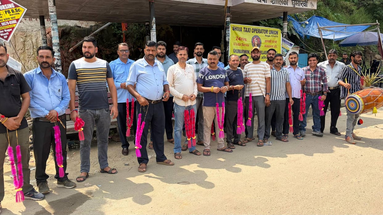 Office bearers of the Taxi Operators' Union welcomed in Ghumarwin.