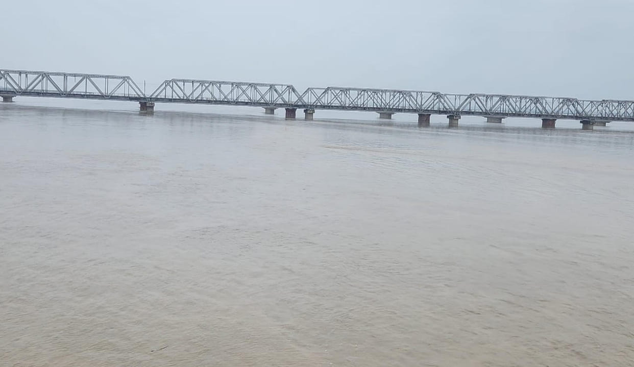 Saryu's water level began rising again