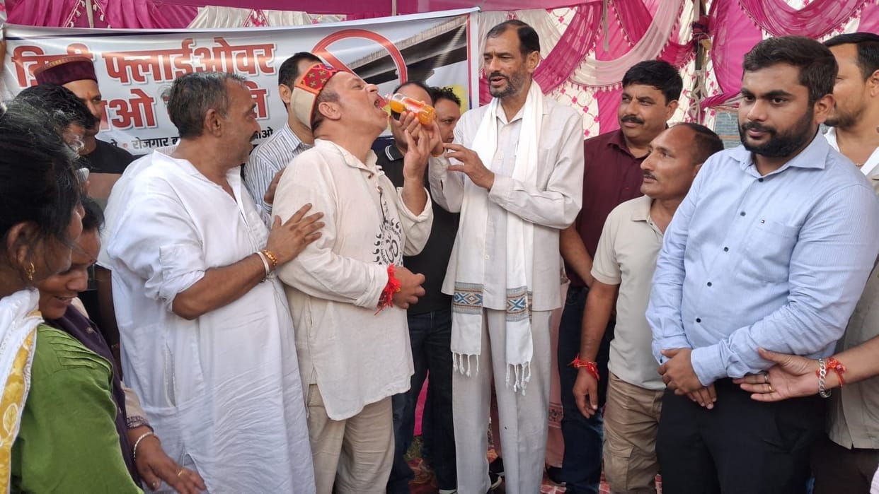 Hunger strike against Jhidi flyover called off after five days.