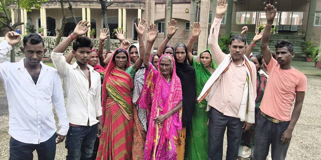 Power supply disrupted for 20 days; villagers of Coal Basti forced to live in darkness.