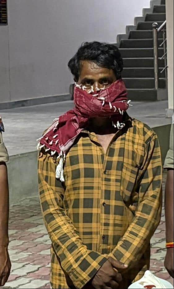 Three arrested with liquor and two knives.