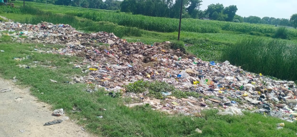 Kanshiram Colonies mean... garbage dumps, disrupted drinking water supply, mud, and waterlogging.