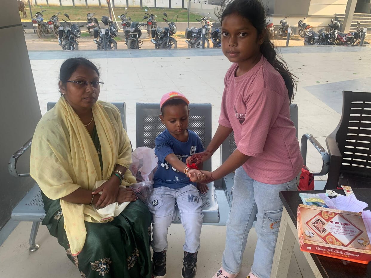 Nine-year-old Aaradhya tied a Rakhi on her brother's wrist at the Kotwali premises.