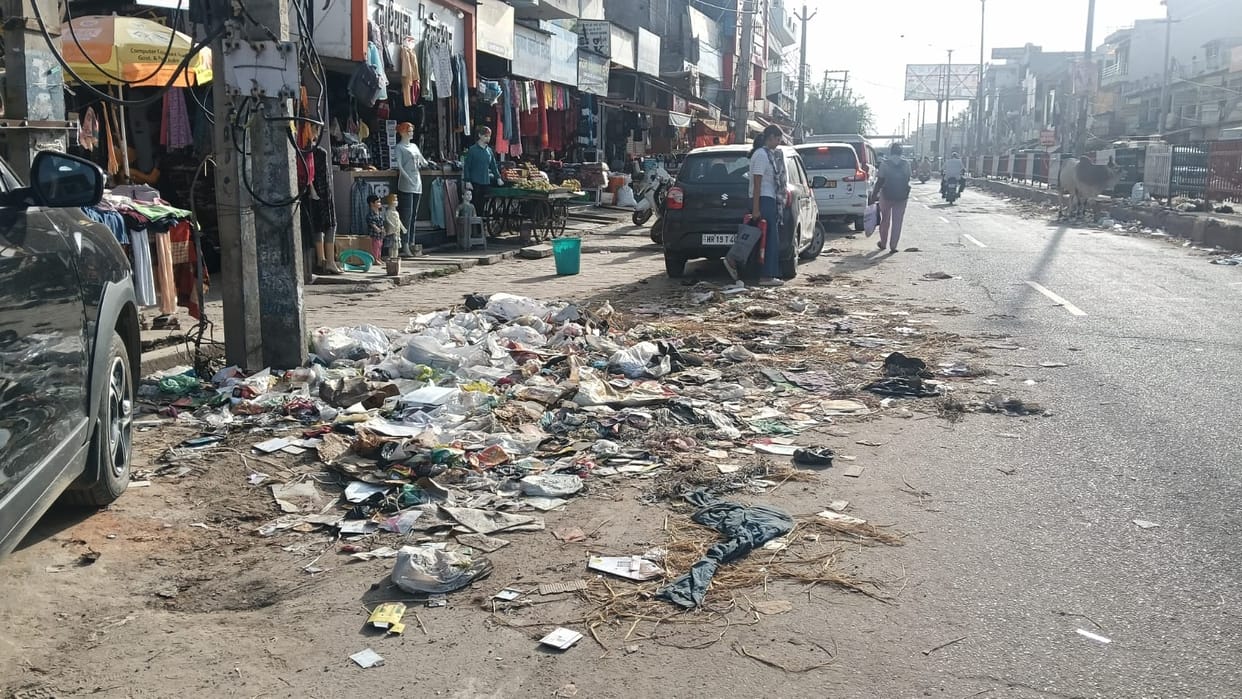 The Municipal Council collected household waste from 16 wards.