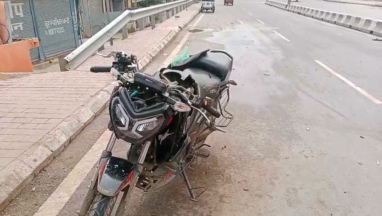 Youth dies in accident while on his way to deliver food to his ailing father