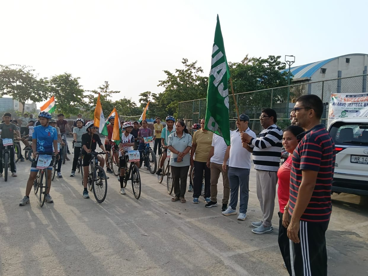125 participants took part in the cyclothon.