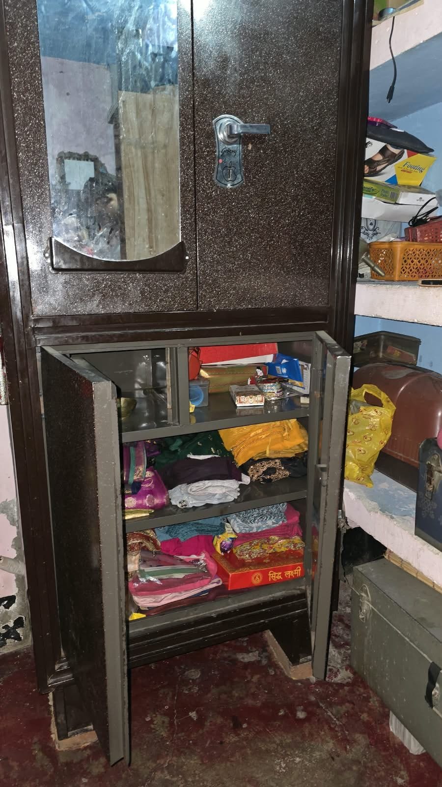 Theft of 5 lakh from female BJP leader's house