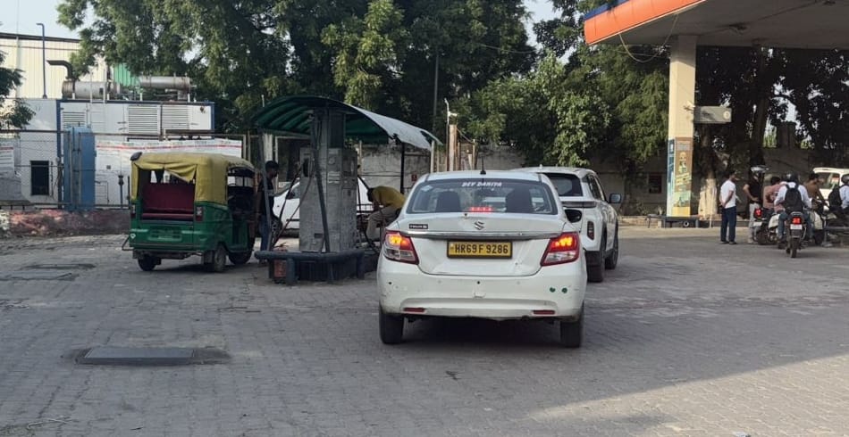 in CNG prices between Delhi and Bahadurgarh