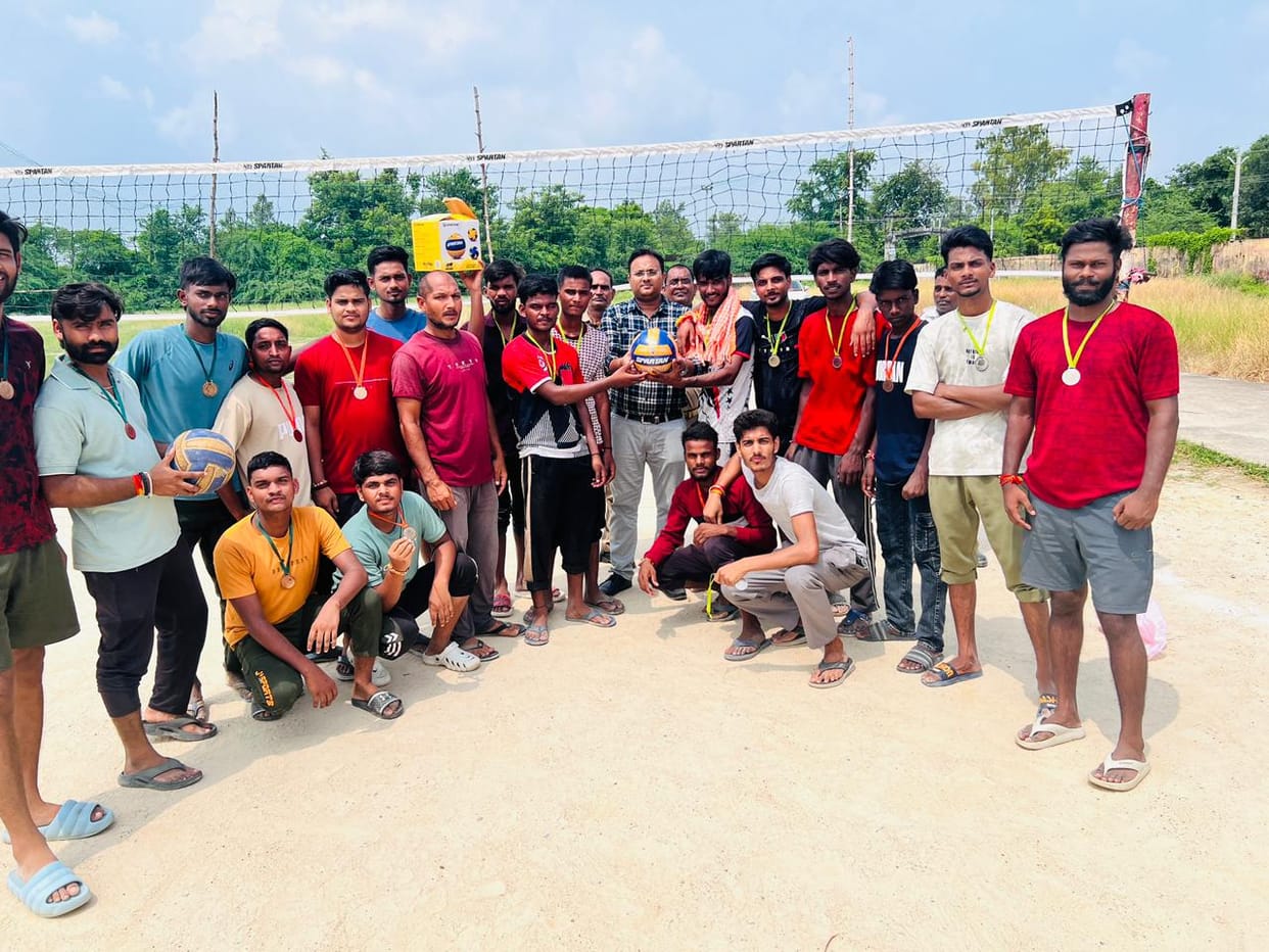Sports Competition: Amrita and Akash Triumph in Sitting Ball Throw