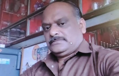 - गोमती नदी में स्टीमर से सराफा कारोबारी की तलाश में जुटी एसडीआरएफ।