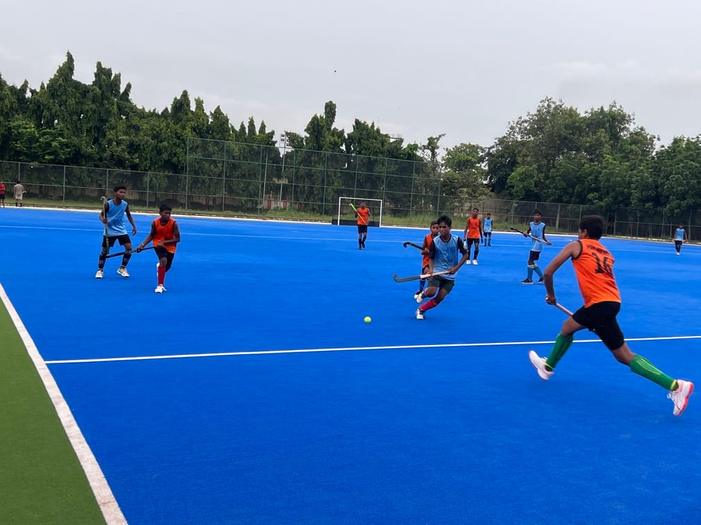 The Mau 'A' team defeated the 'B' team 2-1 in the National Sports Day hockey competition.