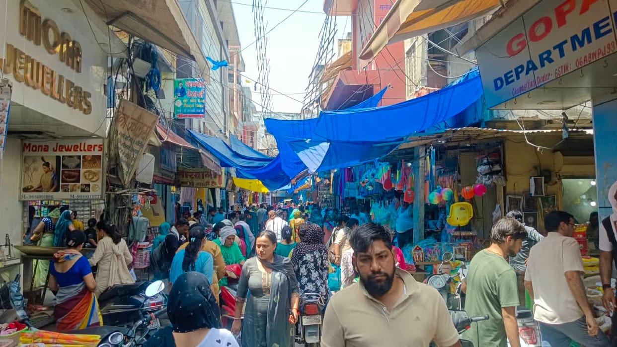Markets decked up for Janmashtami