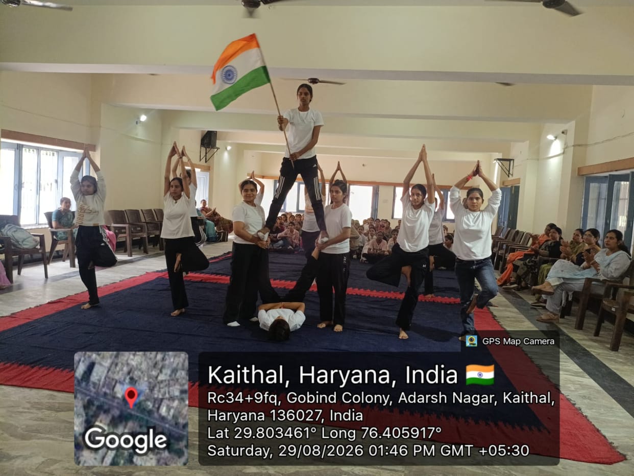 Tribute paid to Major Dhyan Chand through Yoga and Zumba performances.