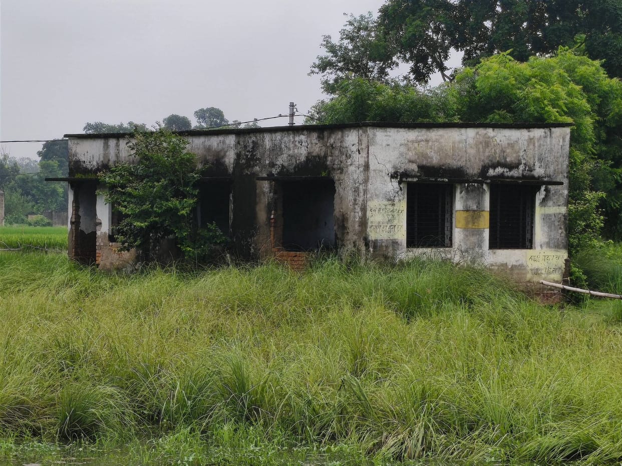 Risk of accident due to dilapidated Panchayat building