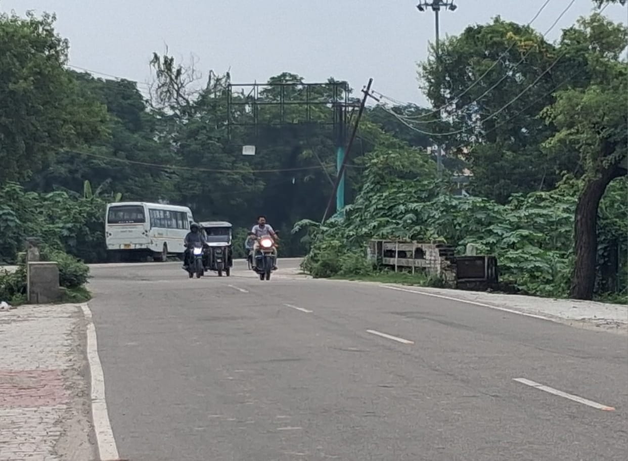 The Stadium-Gurudwara mini-bypass is turning into a danger zone.