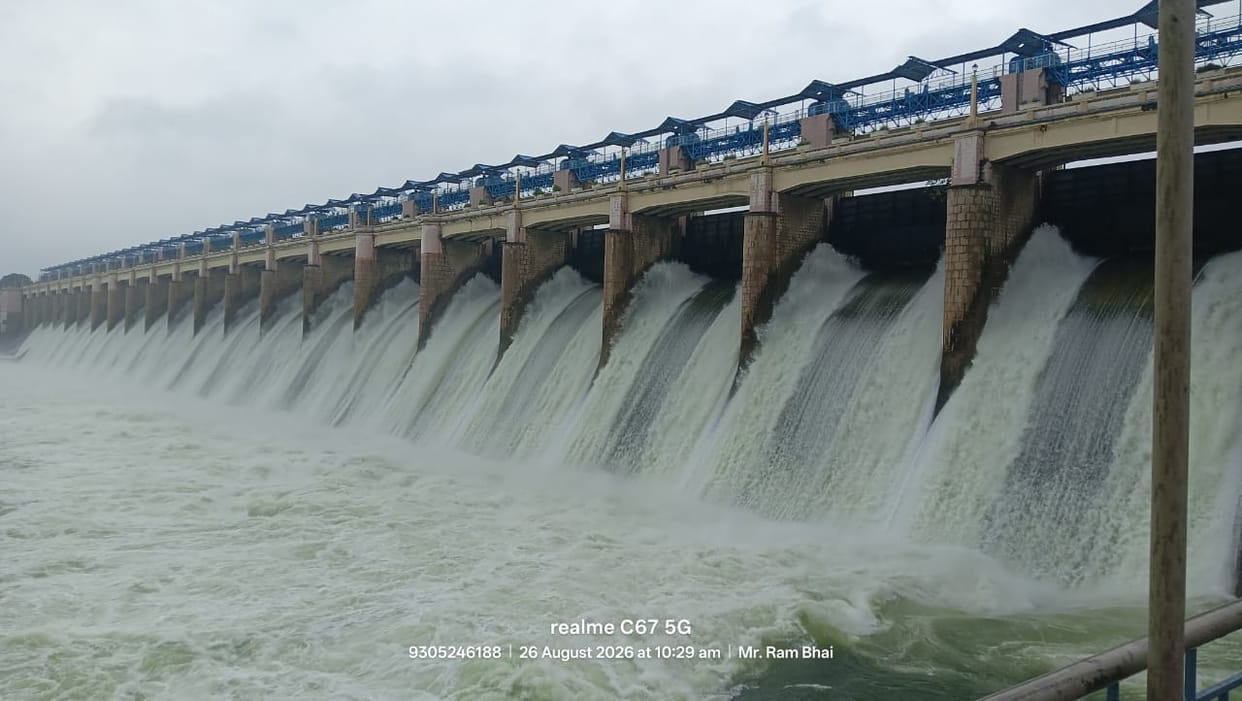 Water is being released by opening 17 gates of the Matatila Dam.