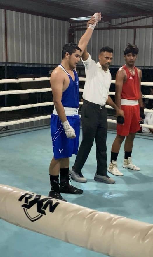 Bhavishya won bronze in state level boxing