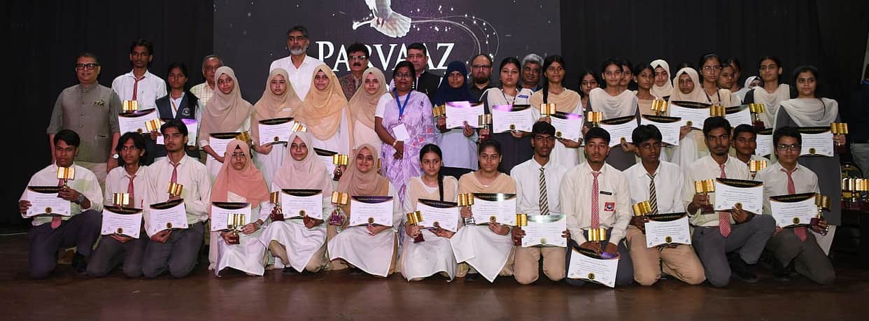 50 meritorious honored, scholarships given to needy