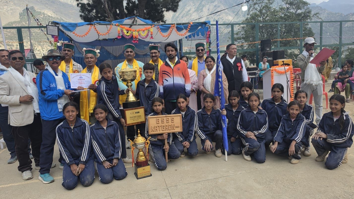अंडर-14 छात्रा वर्ग खेल कूद प्रतियोगिता में विजेता रही कटगांव स्कूल की छात्राएं : संवाद