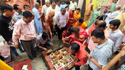भूमि पूजन से शुरू हुआ 35 फीट ऊंचे मानस्तंभ का निर्माण