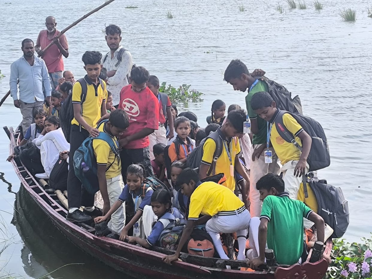 Rapti River rises 55 cm, coastal villages in danger