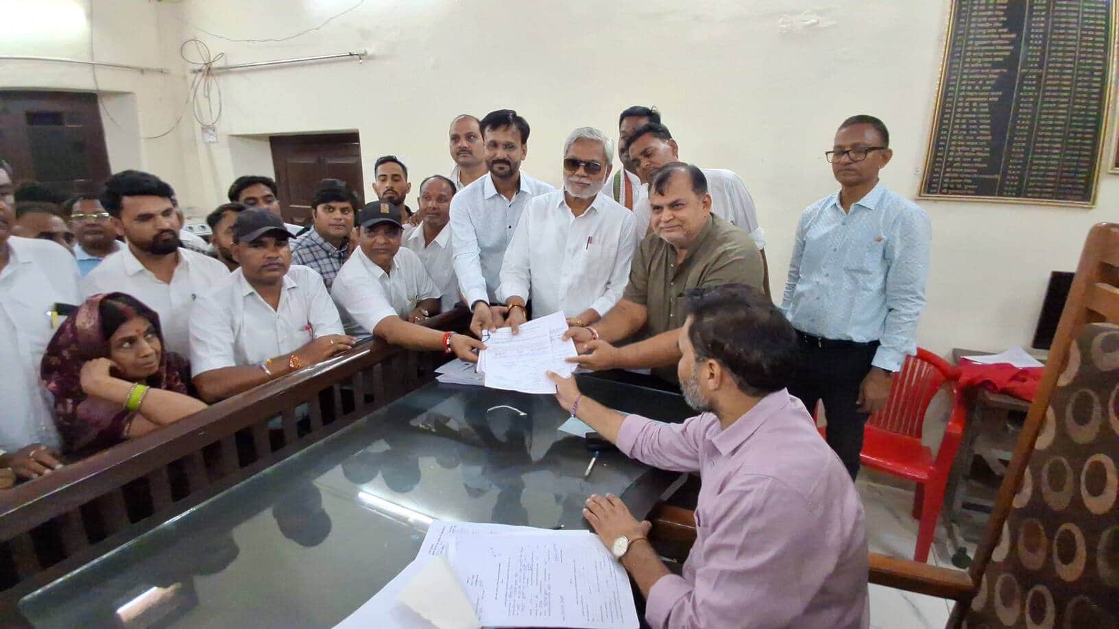 बगावत और विरोध ने बढ़ाई भाजपा-कांग्रेस की टेंशन