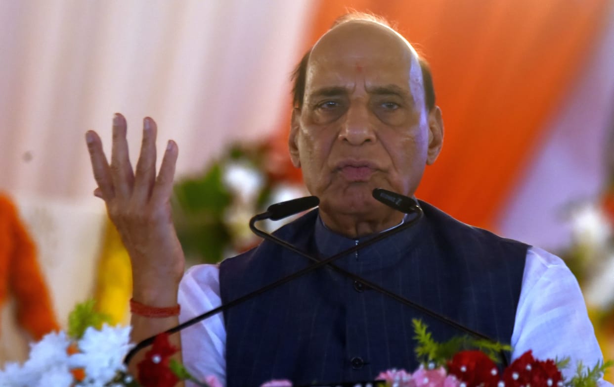 Defence Minister Rajnath Singh visit to agra