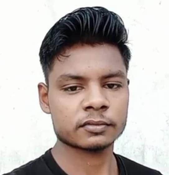 Body of youth accused of molestation found hanging