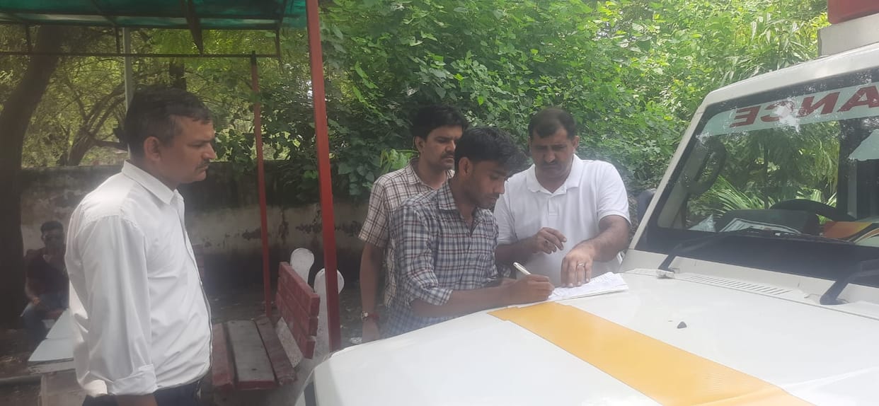 Sister dies in road accident while returning home after tying Rakhi to her brother.