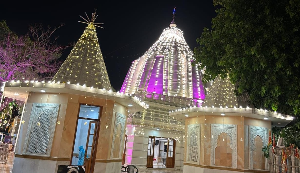 Temples are being decked up for Janmashtami; tableaux will captivate visitors.