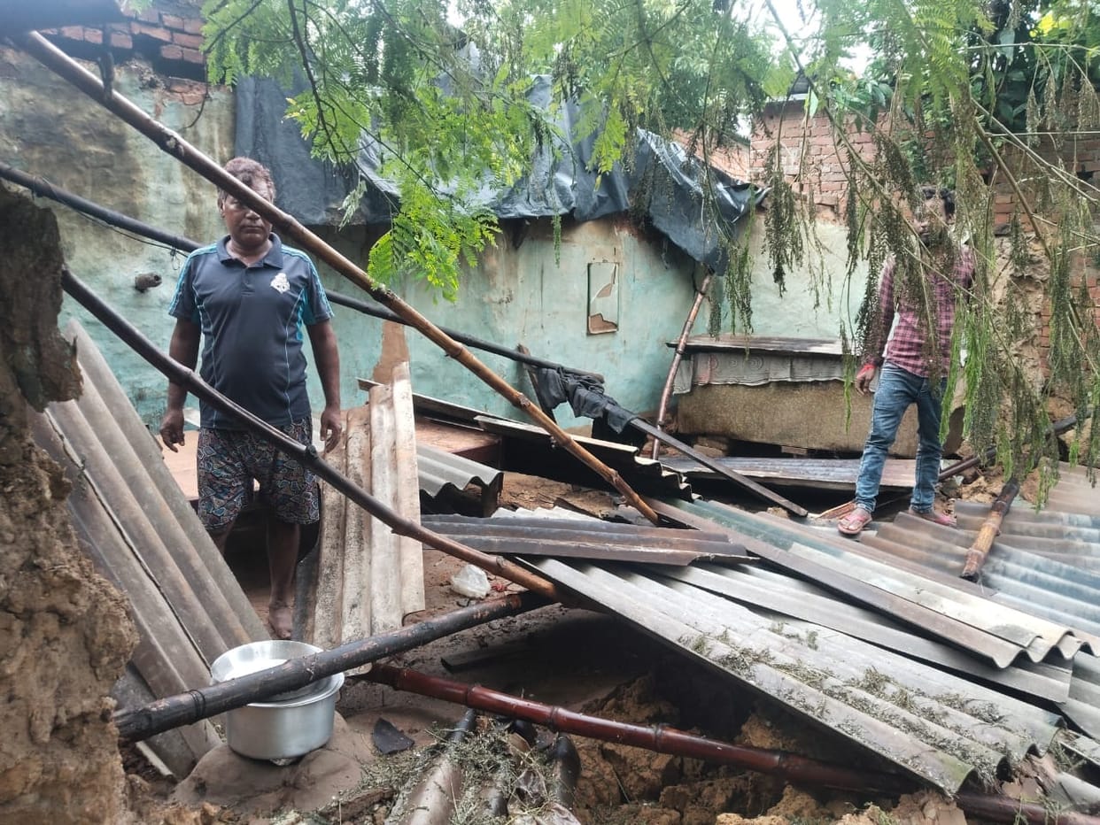Woman dies after mud house collapses