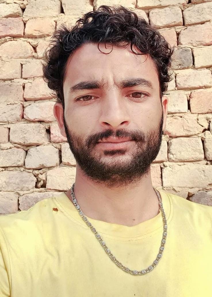 मसूरी की नाहल झाल गंगनहर में नहाते हुए डूबा शादाब । फाइल फोटो