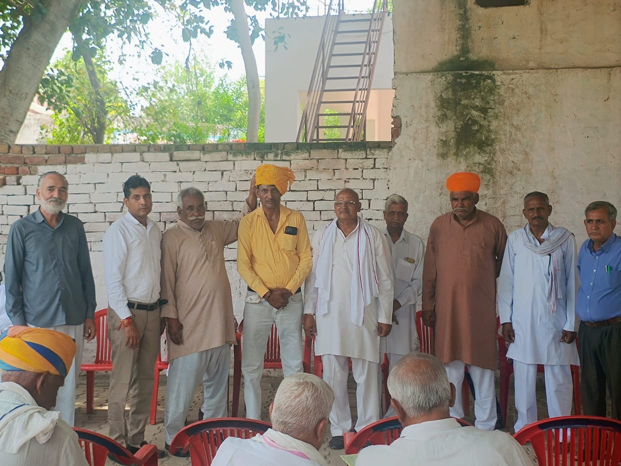 Oath administered to the newly appointed executive committee of the Rajput Mahasabha.
