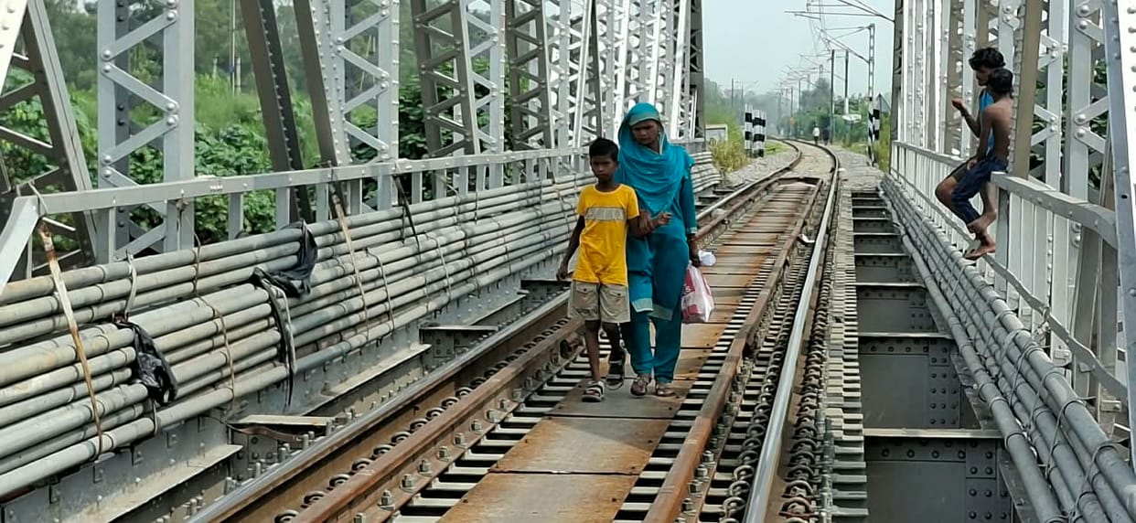 Risking lives on the tracks by taking shortcuts to save time